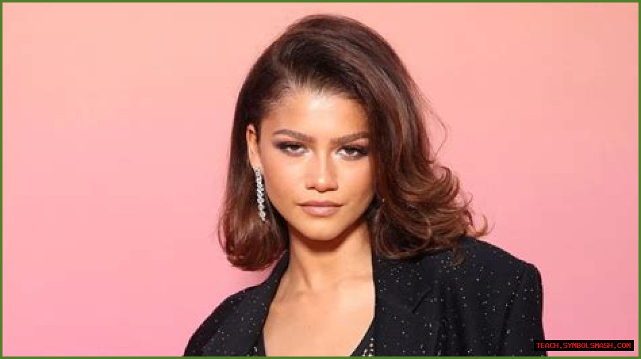 Zendaya Net Worth – How Much is Zendaya Worth?