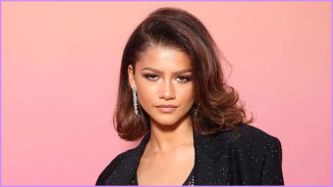 Zendaya Net Worth – How Much is Zendaya Worth?